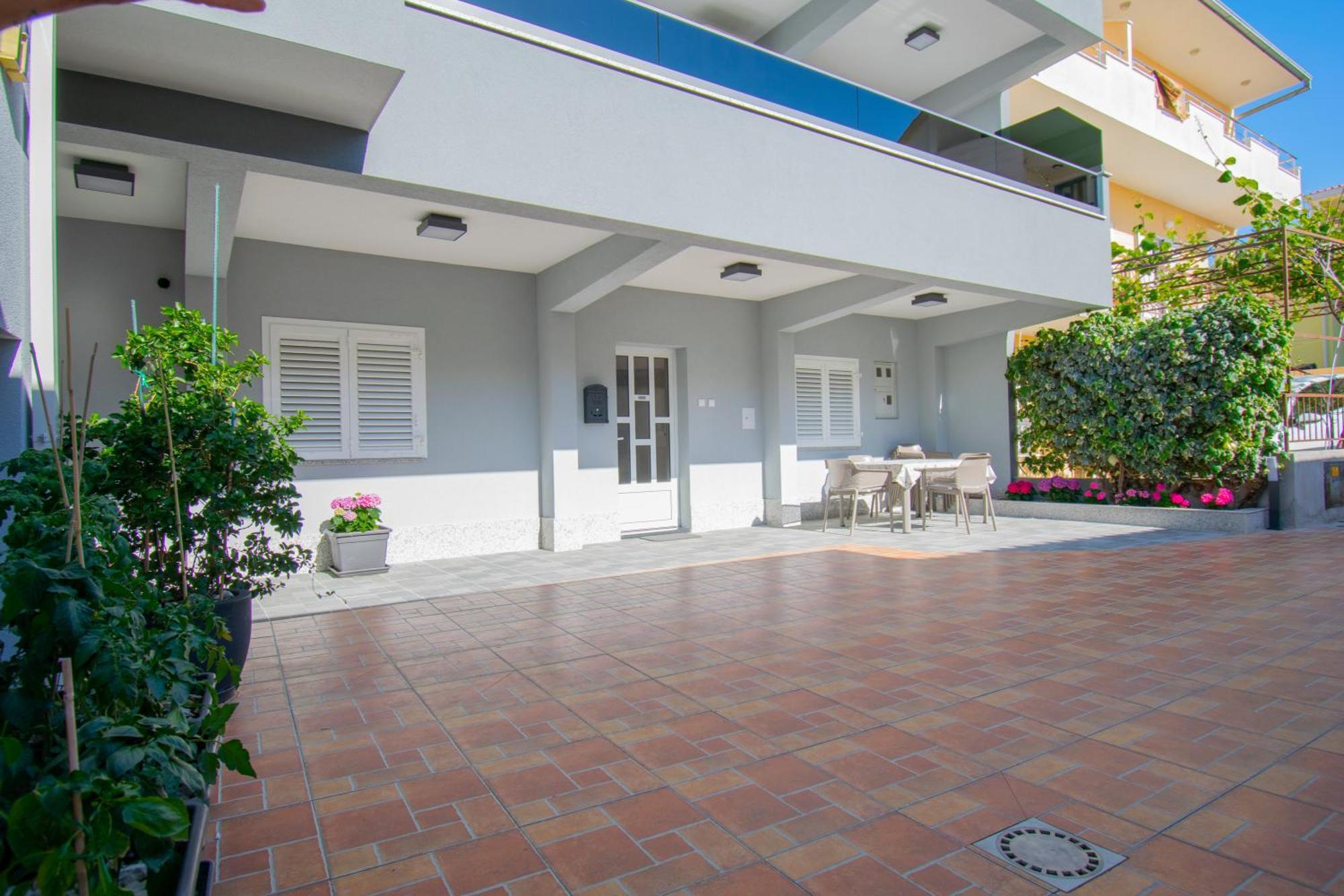 Apartments Hudovernik Baška Voda المظهر الخارجي الصورة