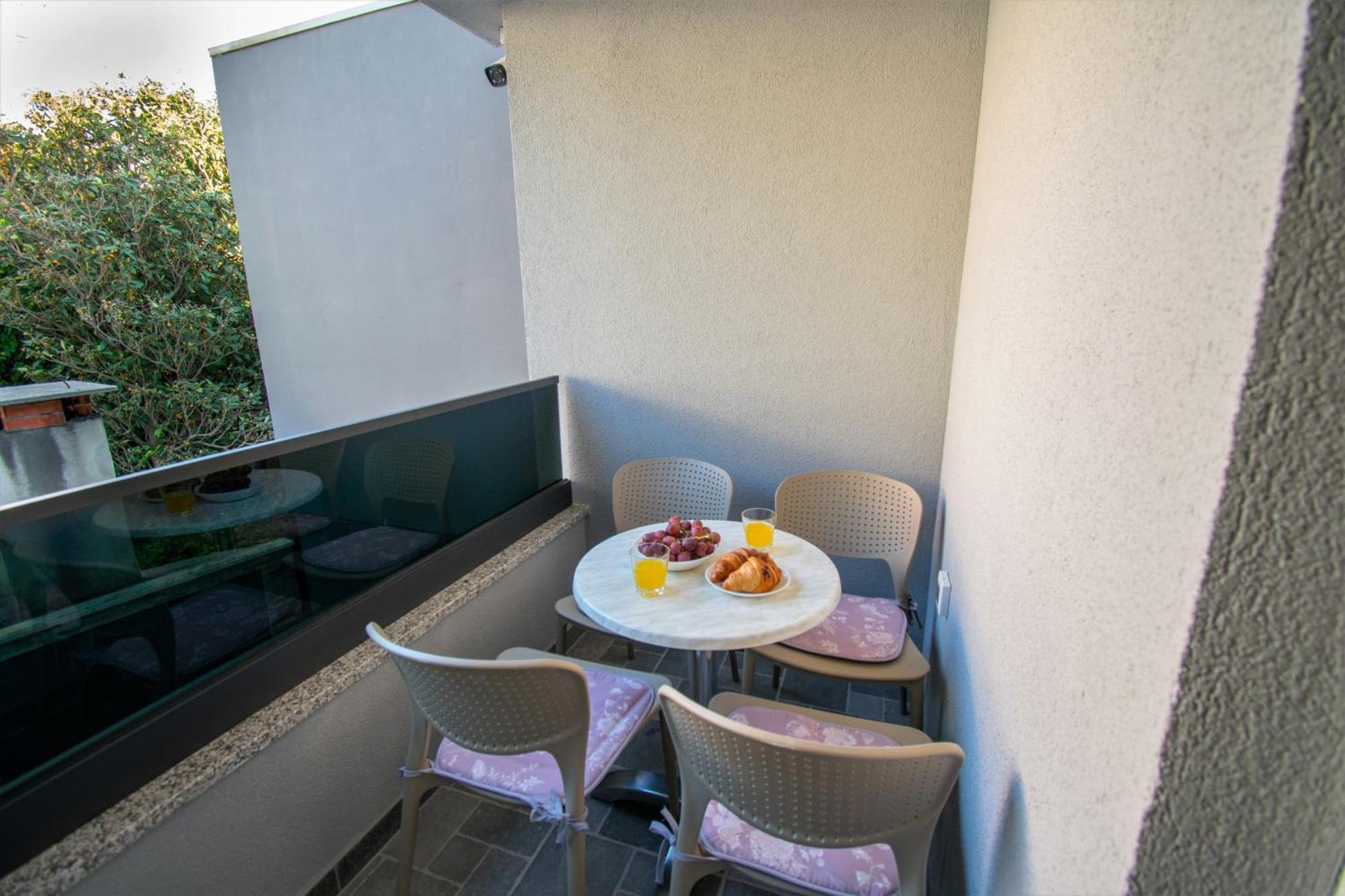 Apartments Hudovernik Baška Voda المظهر الخارجي الصورة