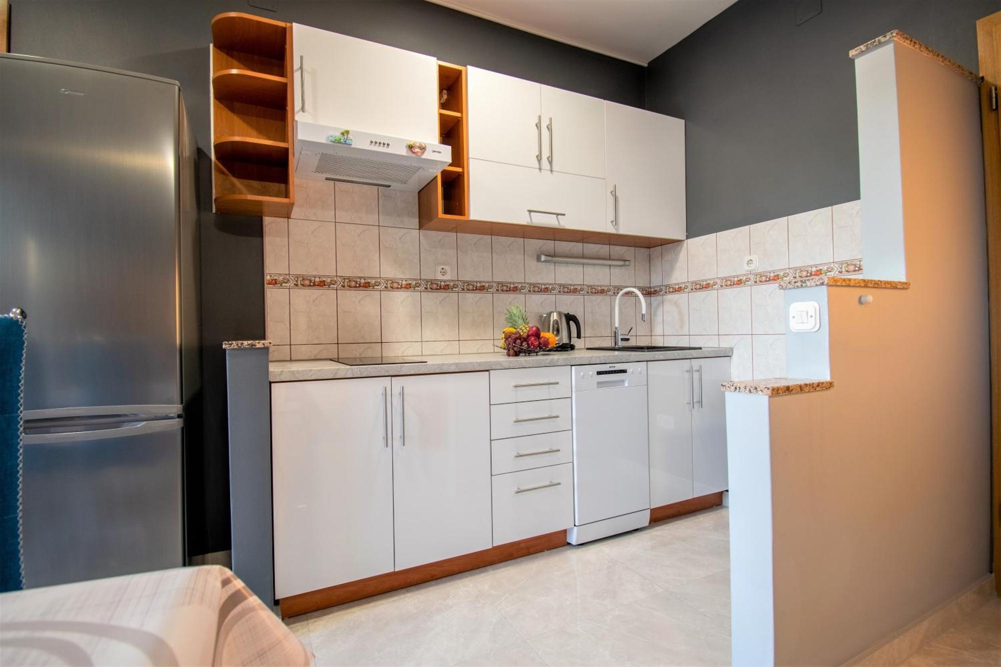 Apartments Hudovernik Baška Voda المظهر الخارجي الصورة